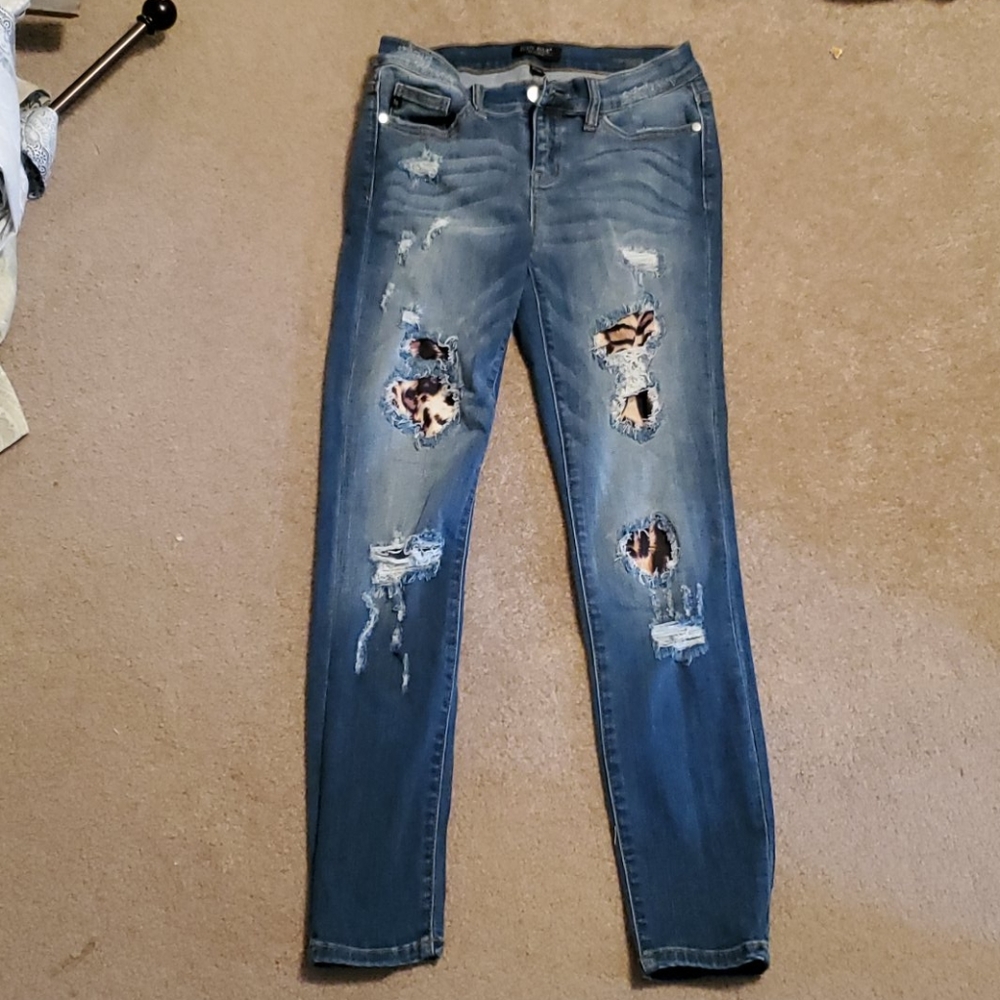 Judy Blue leopard jeans size 7/28